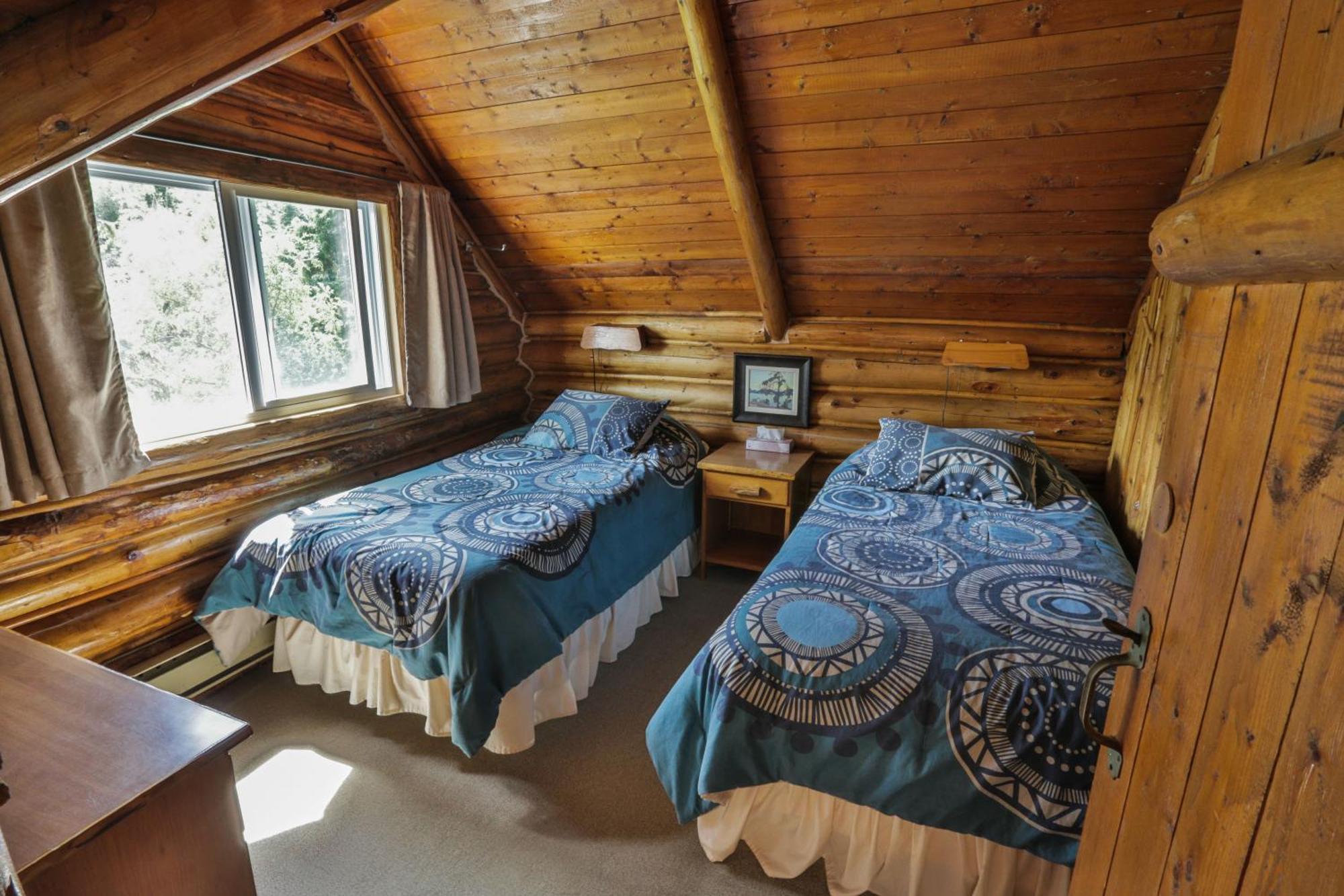 Kan-A-Mouche Pourvoirie Auberge Et Chalets Сен-Мишель-де-Сен Номер фото