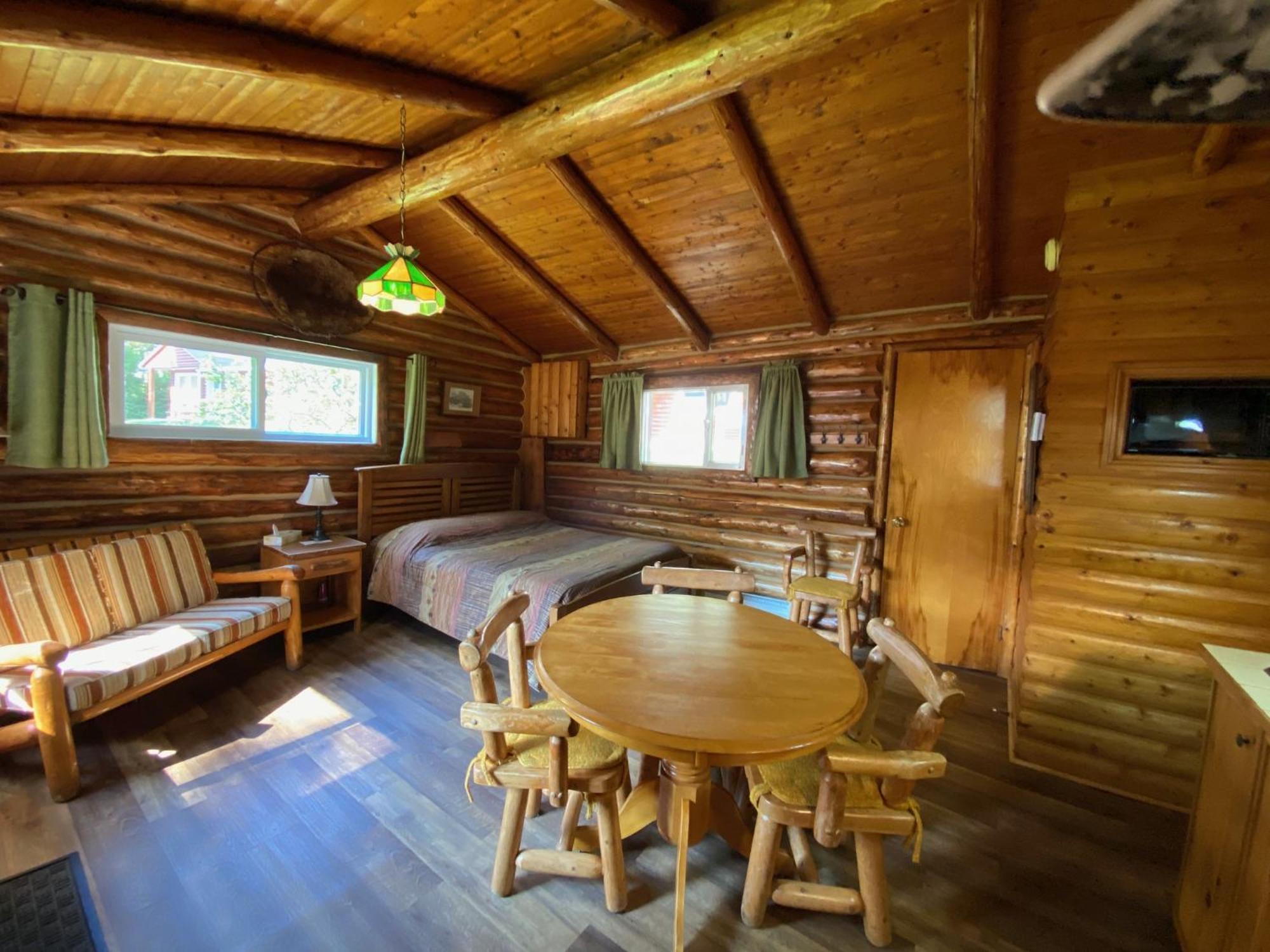Kan-A-Mouche Pourvoirie Auberge Et Chalets Сен-Мишель-де-Сен Номер фото